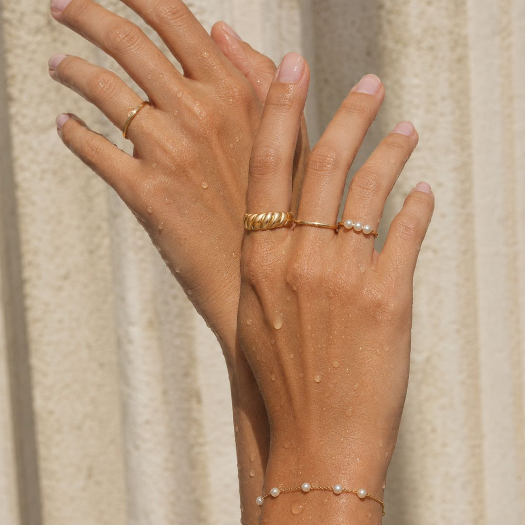 THE TWIST RING