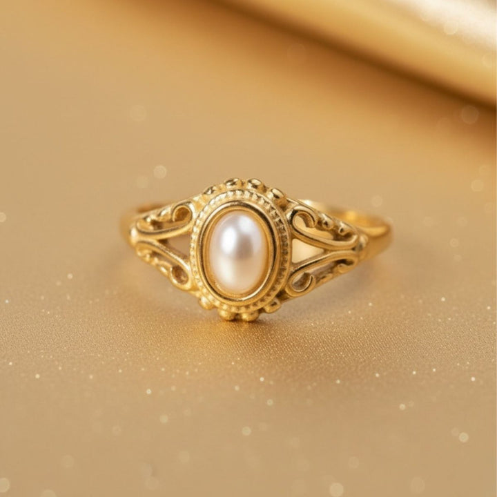 Vintage Royal Ring