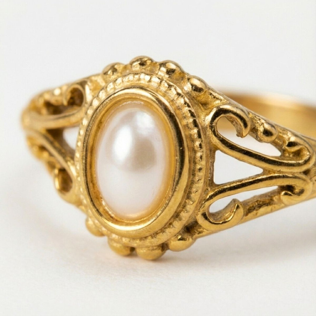 Vintage Royal Ring