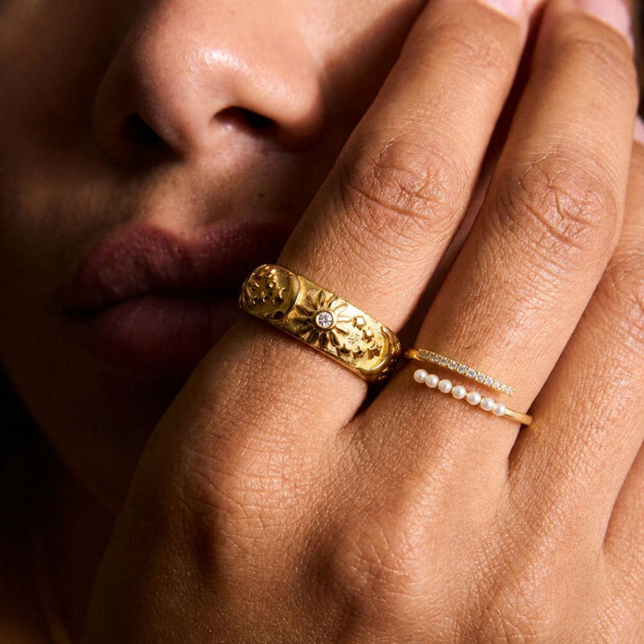 AROUND ME RING