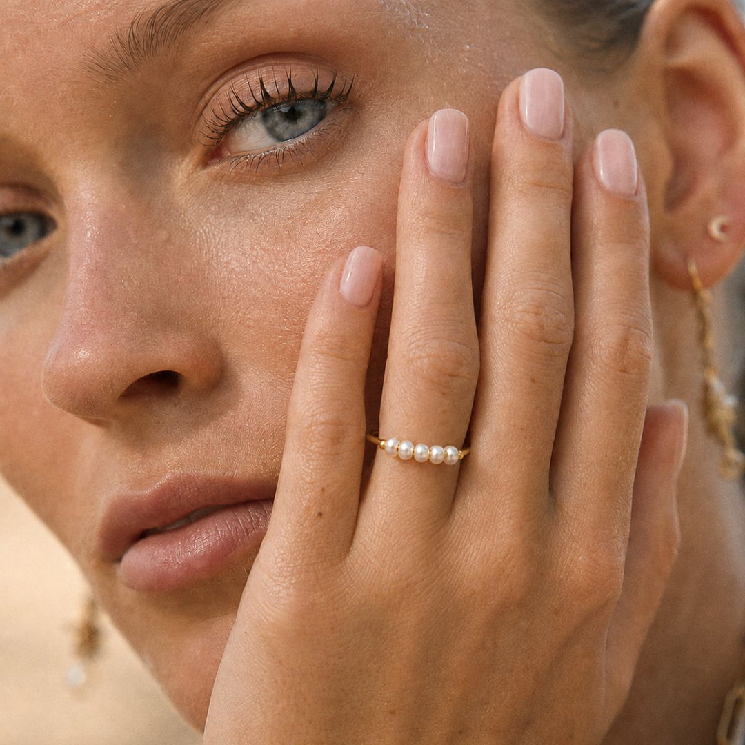 The Pearl Ring