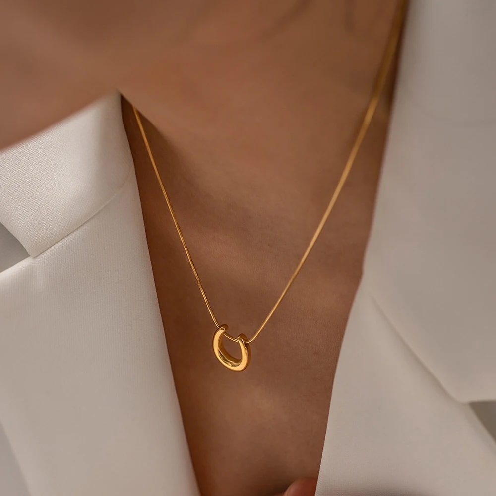 Luna Link Necklace
