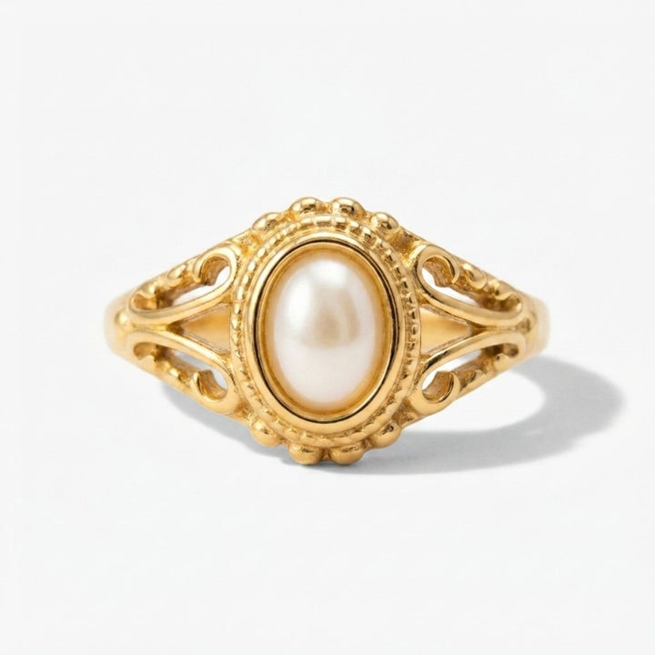 Vintage Royal Ring