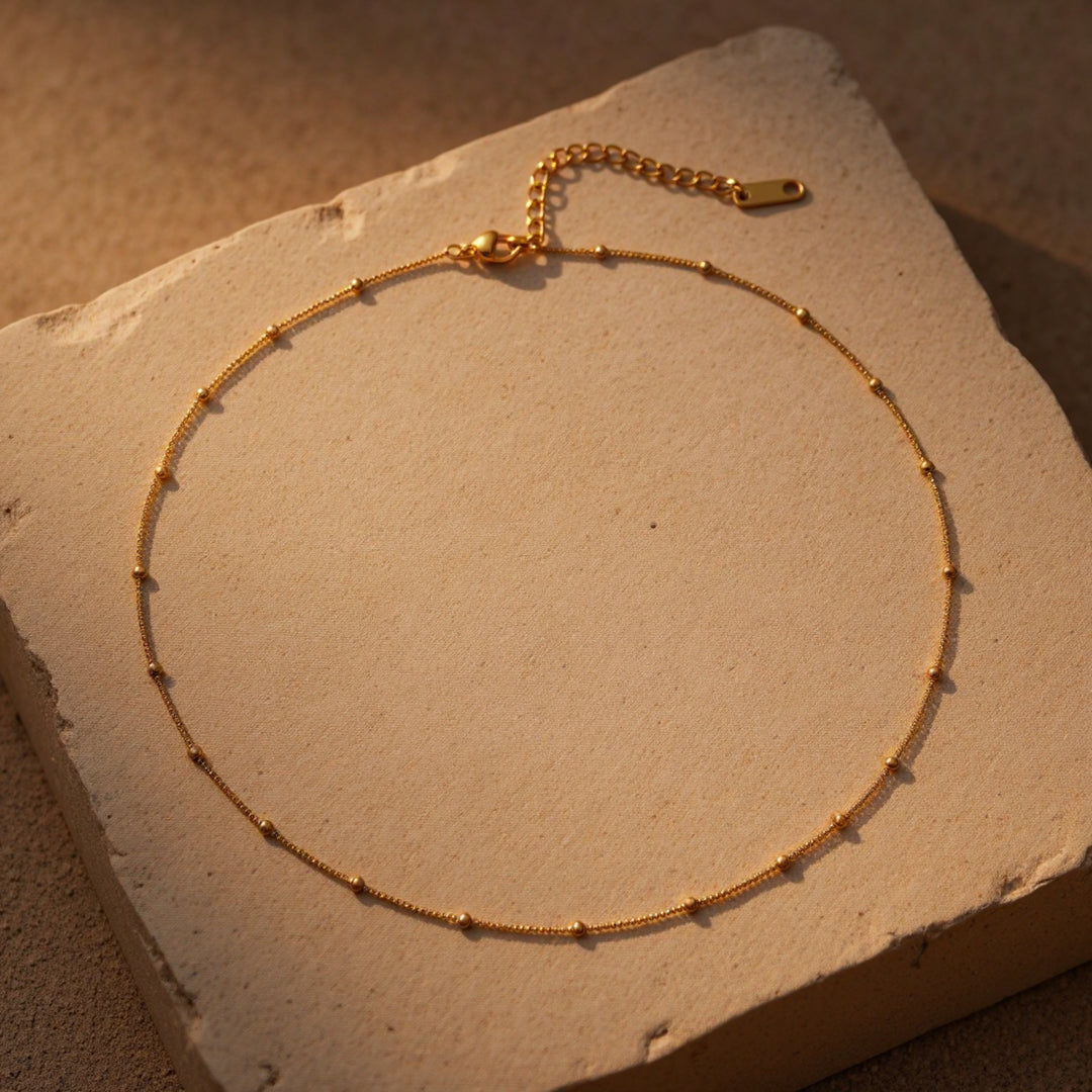 THE PEARLA CURVE NECKLACE